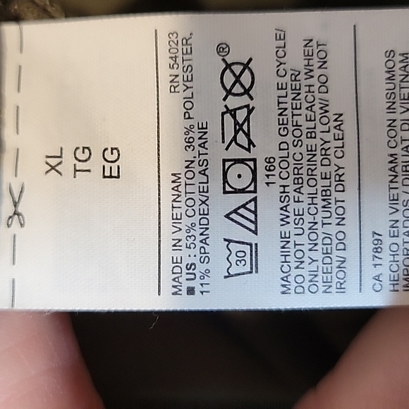 NWOT Old Navy Active Tan and Green Camo Print High Waisted XL shorts - Picture 6 of 6